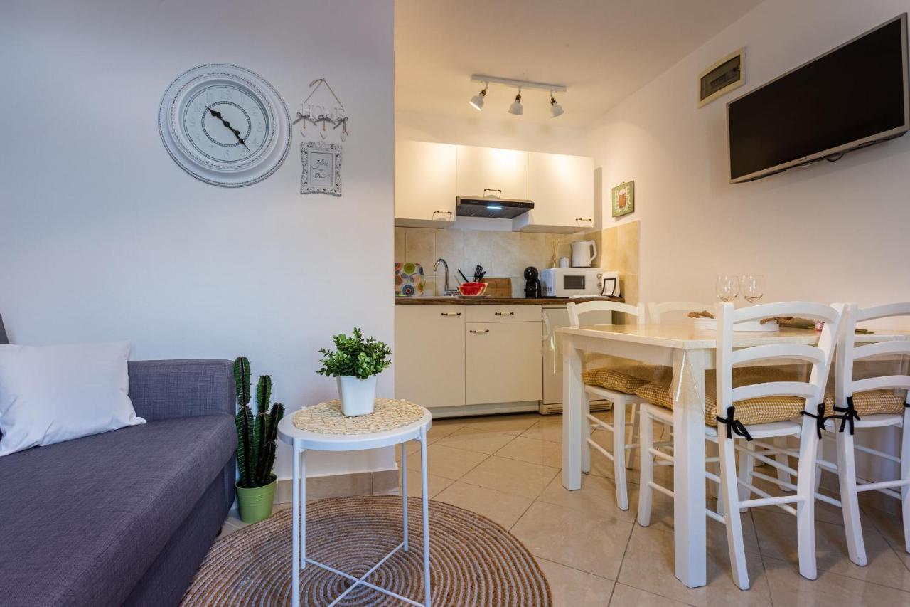 Apartment Magnolia Šilo Kültér fotó